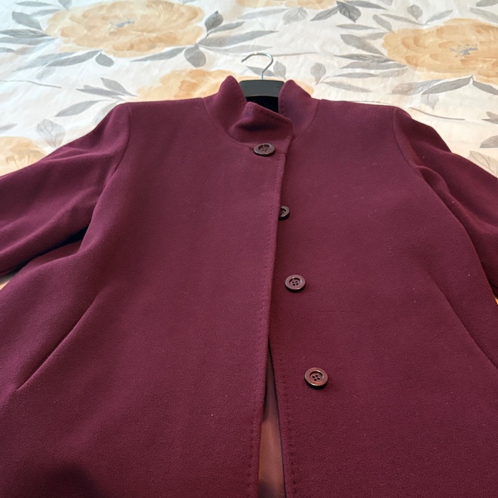 Womens Burgundy Stand-Collar Coat